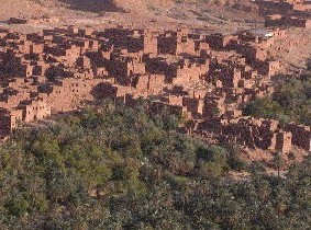 Ksar Igoudamène, al sud del Gran Atlas 
	del Marroc, prop de Tinghir.
