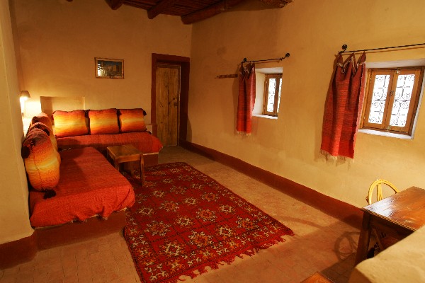 Habitación de la casa rural Ksar El Khorbat, Marruecos.