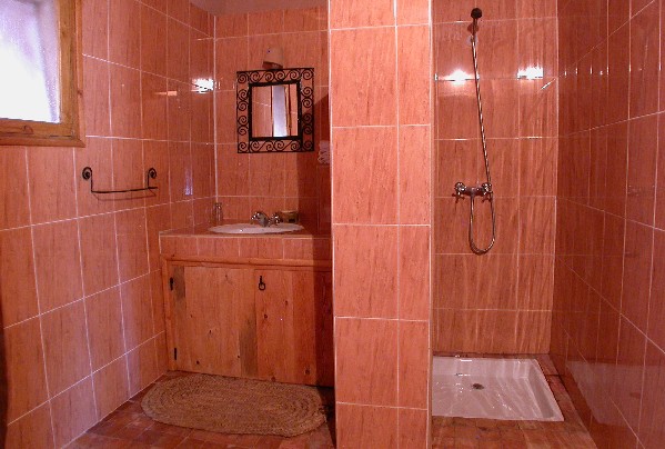 Cuarto de baño de El Khorbat, cerca de Tineghir.