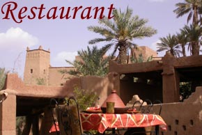 Restaurant with traditionnal moroccan kitchen in Todra valley..