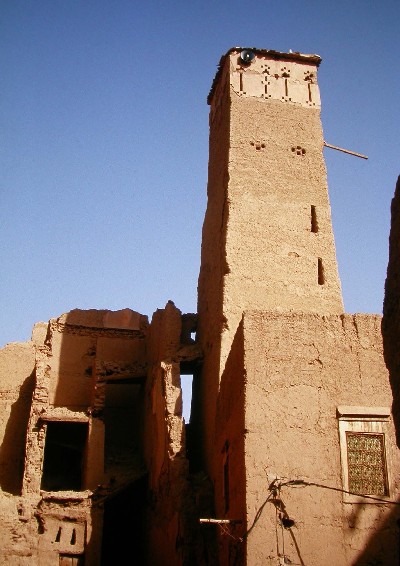 Minaret de la mosquée d'Asrir, Tinejdad.