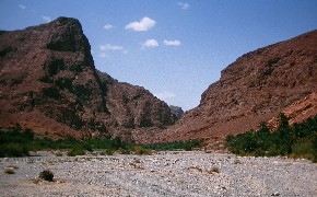 Gargantas de Amsad en el valle del Gheris, Marruecos.